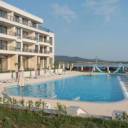 Costa Azzurra Free Parking Ahtopol