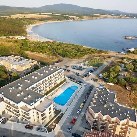 Costa Azzurra Free Parking Apartmanhotel Ahtopol