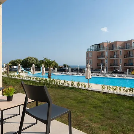 Costa Azzurra Free Parking Ahtopol
