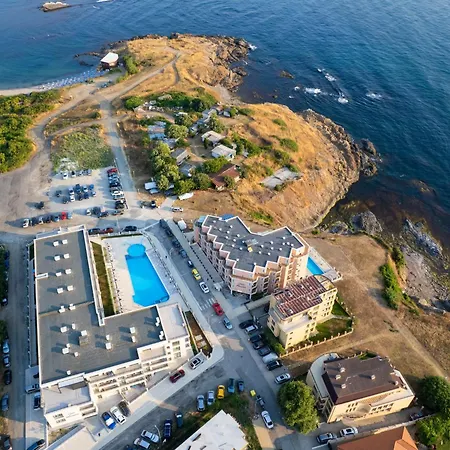 Costa Azzurra Free Parking Apartmanhotel