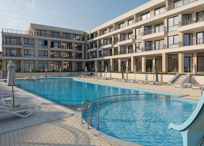 Costa Azzurra 阿赫托波尔