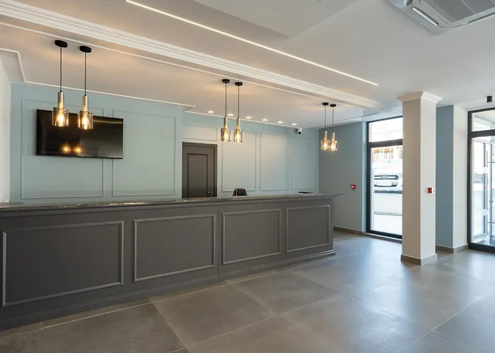 Costa Azzurra 公寓式酒店 阿赫托波尔