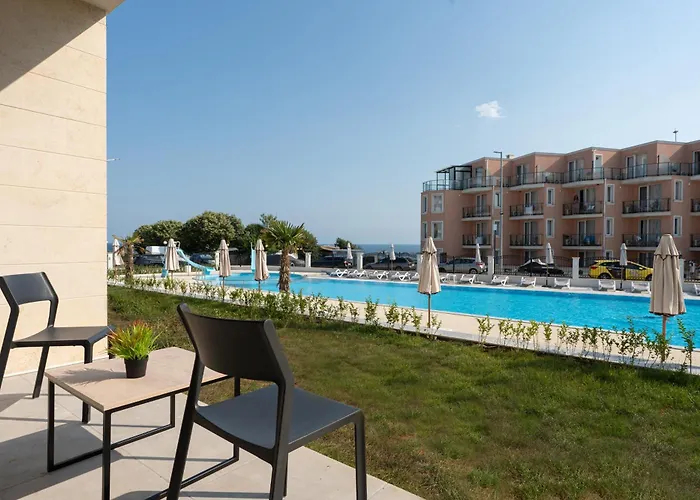 Costa Azzurra 阿赫托波尔